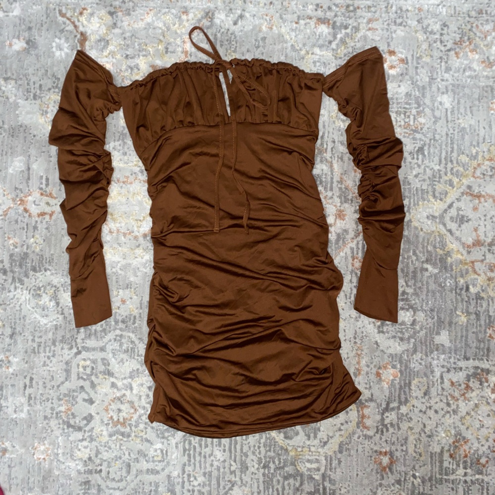Body-con dress